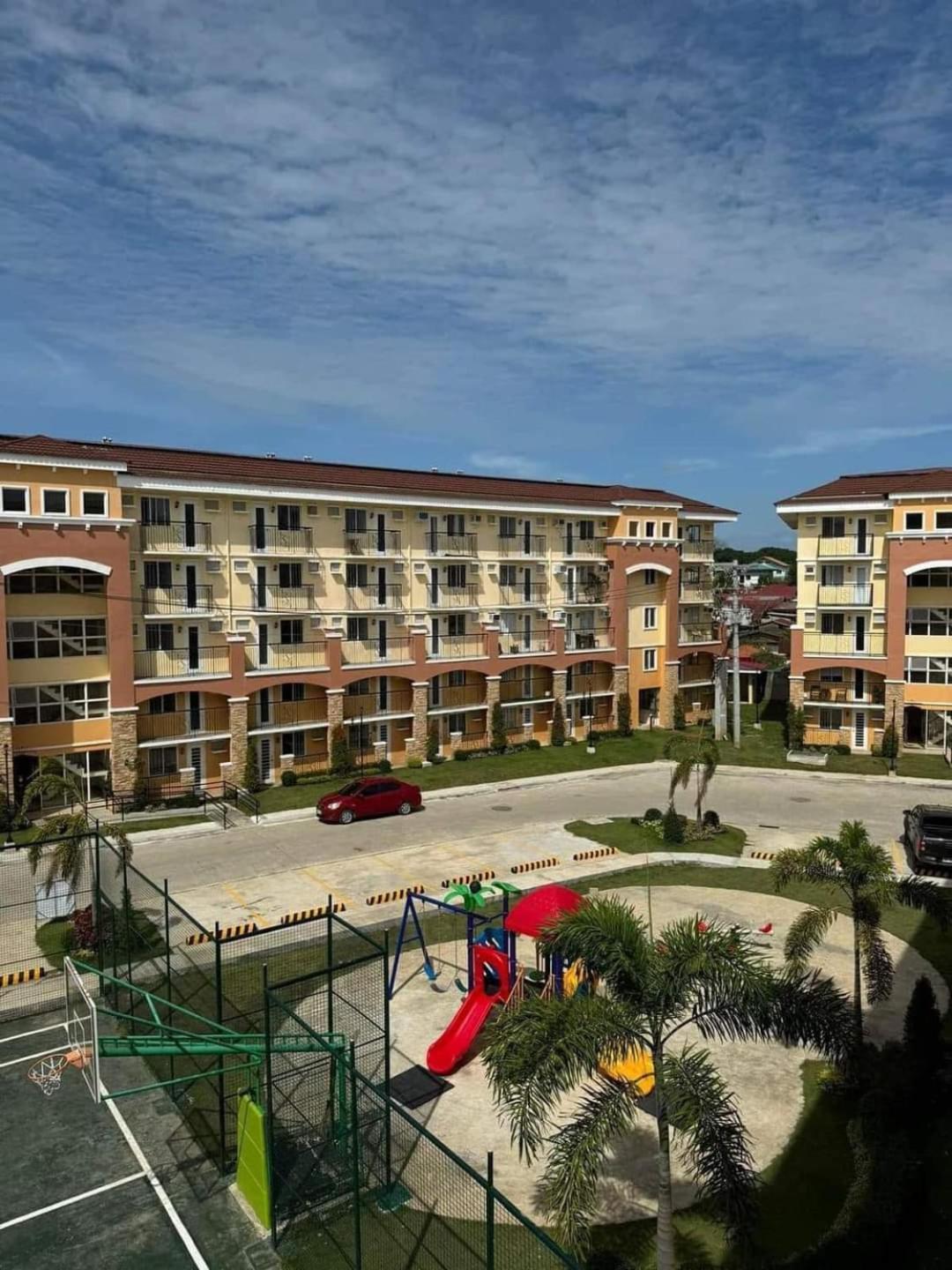 Reicondotel Arezzo Davao Exterior photo